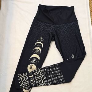 Onzie High Rise Graphic Legging s/m